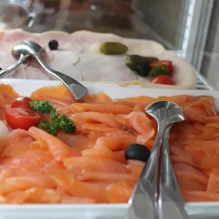 ホテル Bristol 3*