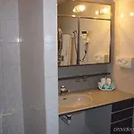 Отель Bristol Монтрё